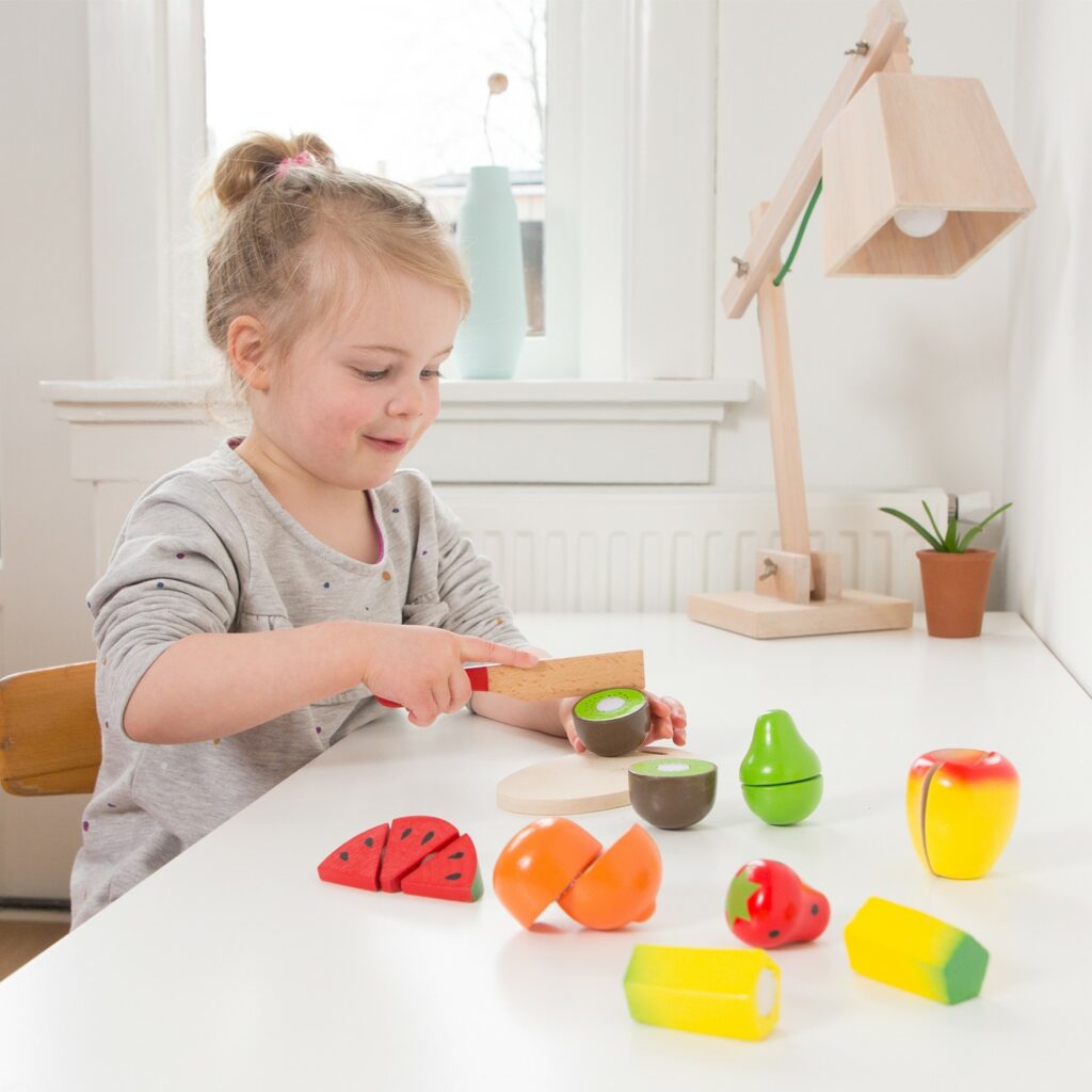 Плодове за рязане в кутия-аксесоари за детска дървена кухня-дървени играчки(2)-bellamie