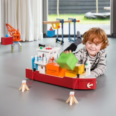 Детски товарен кораб с четири контейнера -bellamiestore