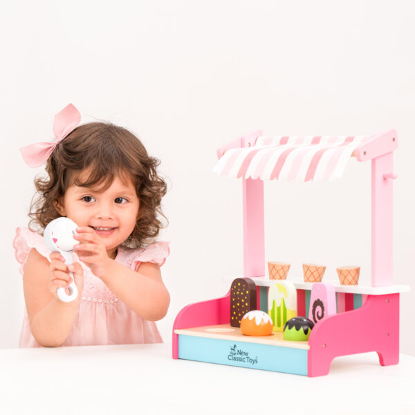 Магазин за сладолед- дървена играчка New classic toys-bellamiestore