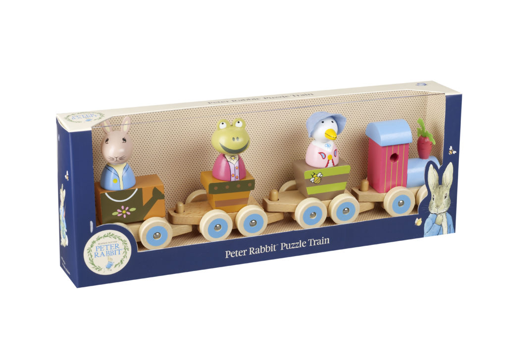 Дървено влакче за дърпане и нанизване - Зайчето Питър от Orange Tree Toys - дървени играчки - Bellamie