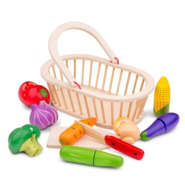 кошница с зеленчуци за рязане- дървена играчка от New classic toys(1)-bellamiestore