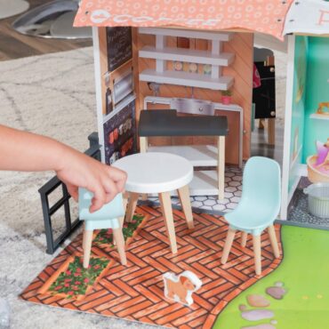 Дървена къща за кукли Барби - Кафенето на Бианка от KidKraft-bellamiestore
