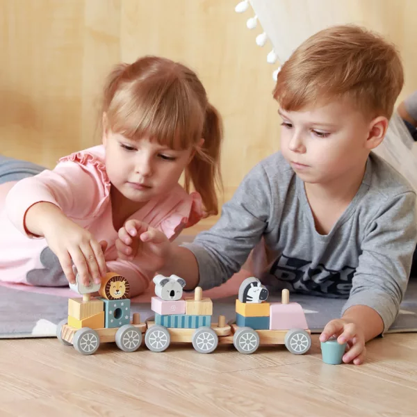 Дървено влакче конструктор с животни PolarB споделена игра за деца
