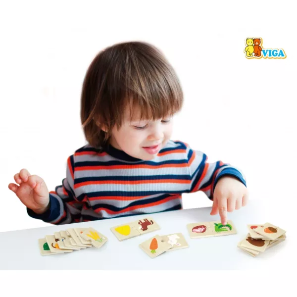 Детски дървен пъзел С какво се хранят животните VIGA Toys при игра