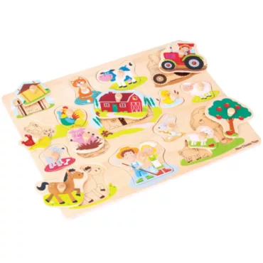 Дървен пъзел Голямата ферма New Classic Toys с цветни животни и удобни дръжки
