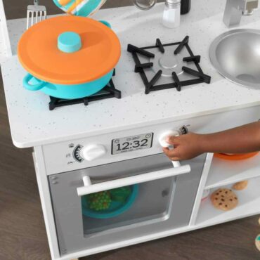 KidKraft детска кухня за игра с много аксесоари-bellamiestore