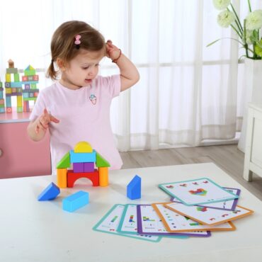 Дървена играчка с геометрични блокчета от Tooky Toy-bellamiestore