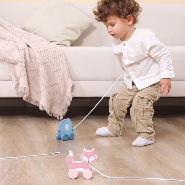 Polar B играчка за дърпане лисица от Viga toys