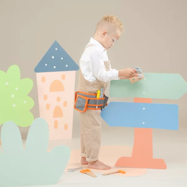 Детски колан с инструменти New Classic Toys за ролеви игри у дома