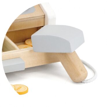 Детски касов апарат със сметало от Viga toys-bellamiestore