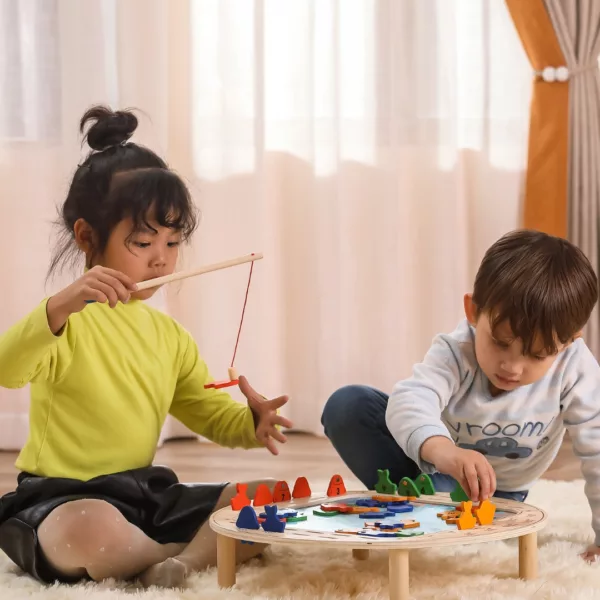 Дървена маса за игра риболов VIGA Toys цветни дървени рибки