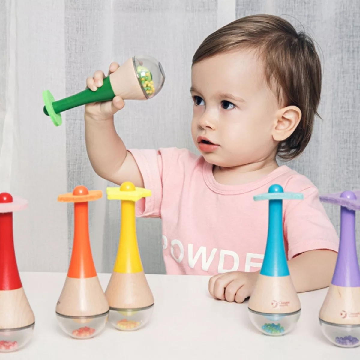 Дървени маракаси цветни музикална играчка за бебе Classic World с топчета 1+