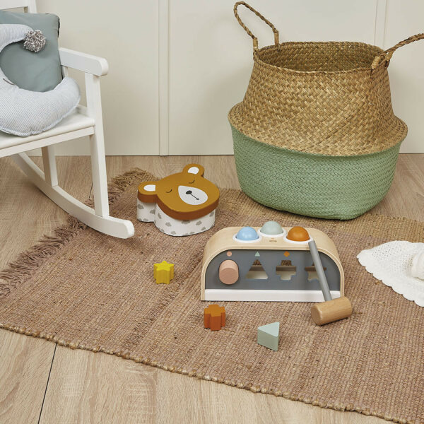 Janod дървена игра с чук и форми за сортиране-bellamiestore