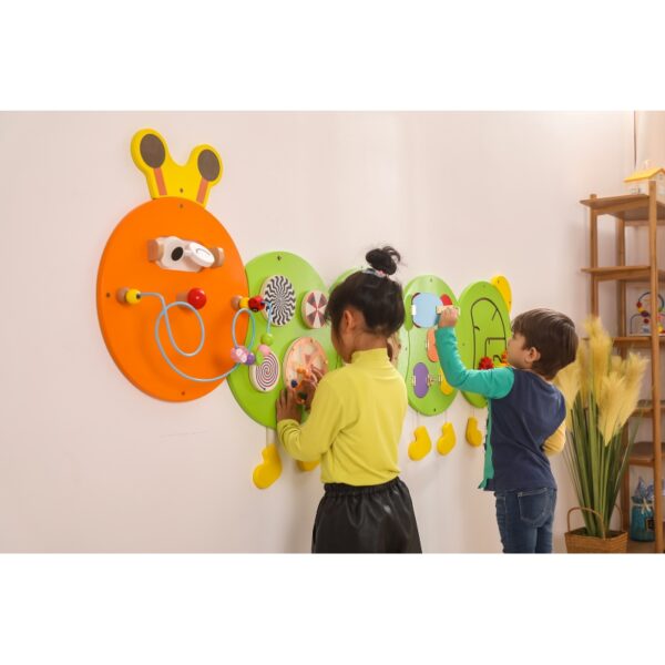 Мултифункционална играчка за стена - Гъсеница от Viga toys-bellamiestore