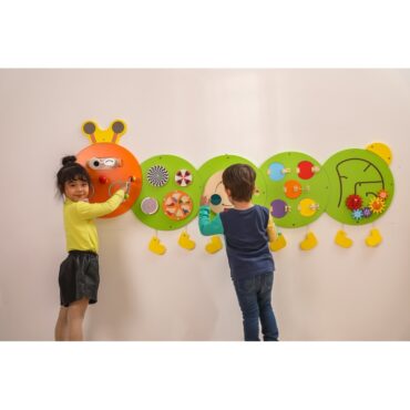 Мултифункционална играчка за стена - Гъсеница от Viga toys-bellamiestore