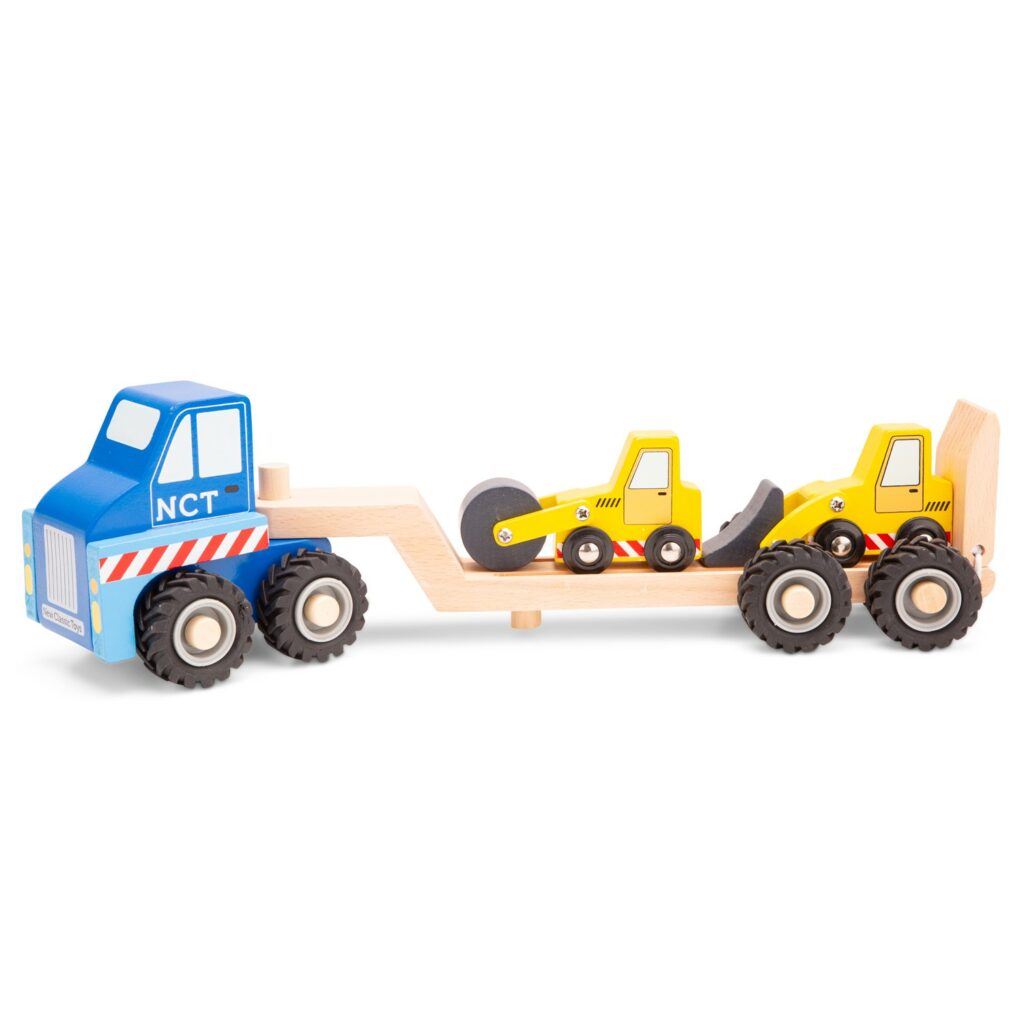 Дървен автовоз със строителни машини от New classic toys-bellamiestore
