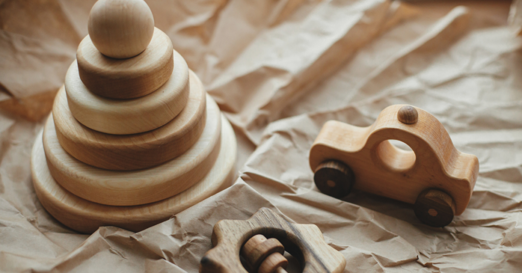 Развитие на дървените играчки -bellamiestore
