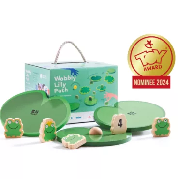 Детска игра за баланс Хлъзгавото езеро BS Toys зелени дървени елементи