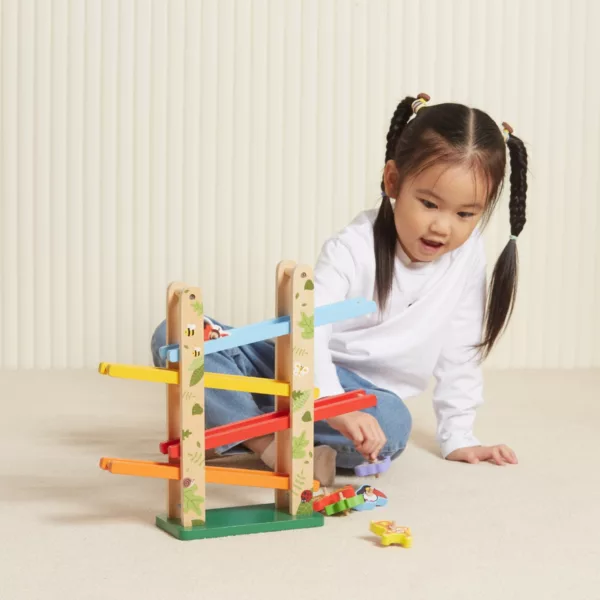 Дървена писта за спускане Viga Toys цветна рампа с животни и дете игра