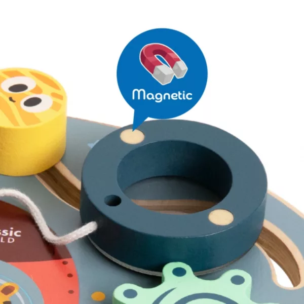 Дървена играчка ракета Classic World с магнитен елемент и сензорни активности 12м+