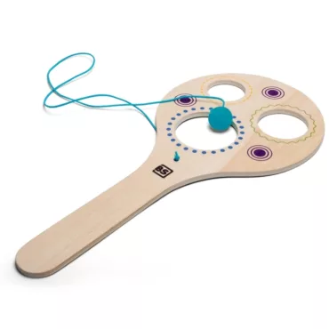 Дървена ракета за сръчност с три отвора и топка 5+