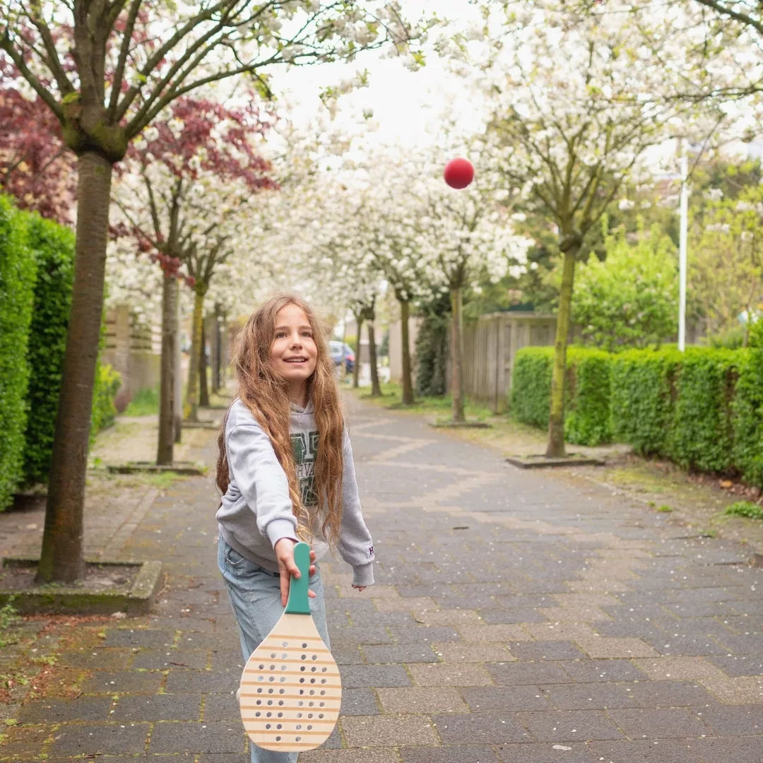 Детски комплект за падел тенис BS Toys дървена ракета зелена дръжка