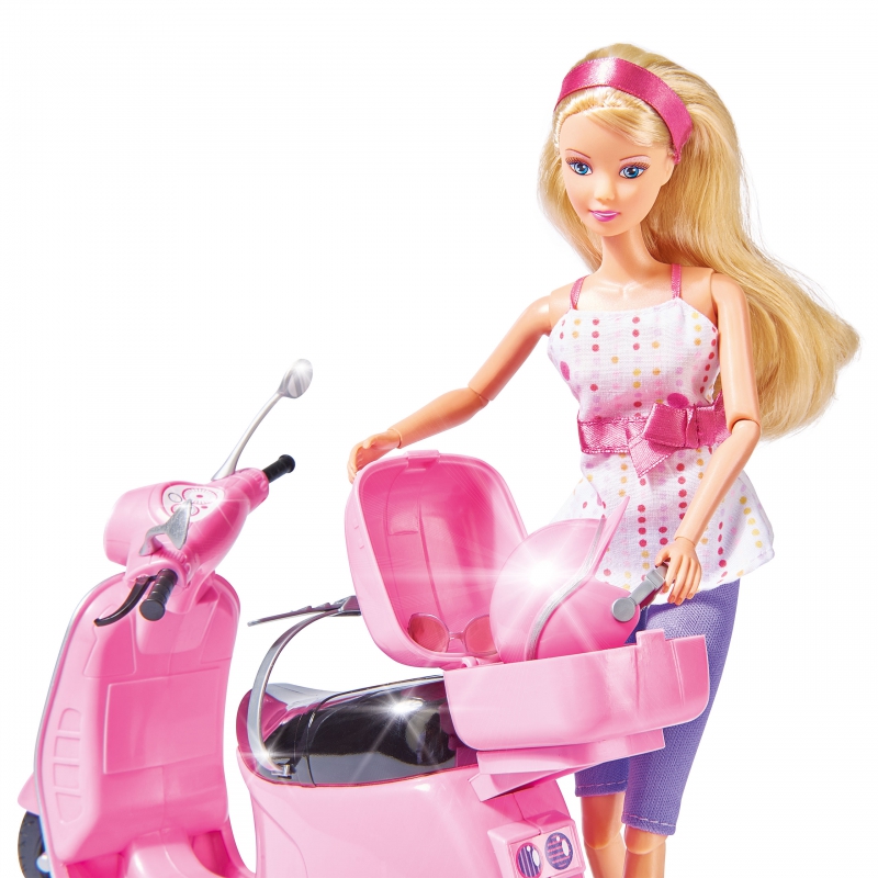 Кукла Стефи със скутер - Simba Steffi Love-bellamiestore