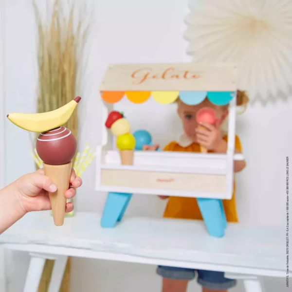 Щанд за сладолед - дървена играчка от Janod-bellamiestore