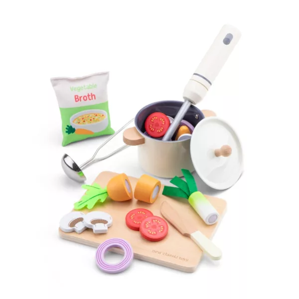 Комплект Да сготвим супа New Classic Toys с кремава тенджера и цветни зеленчуци 3+