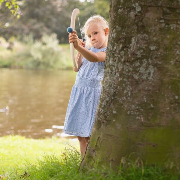 Детски лък със стрели и мишена BS Toys - дървена игра 6