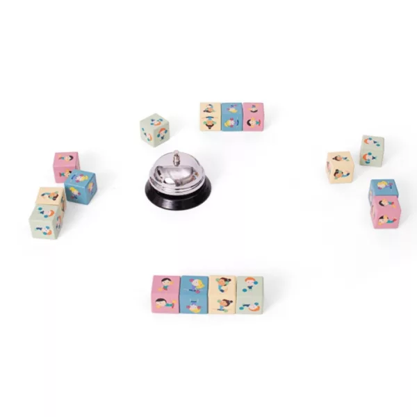Детска настолна игра Бързи кубчета с дървени пастелни кубчета за деца 6+