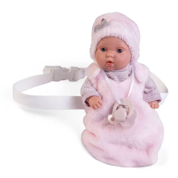 Бебе Пиколин в бяло сакче за носене с дъвка розова пухена шапка