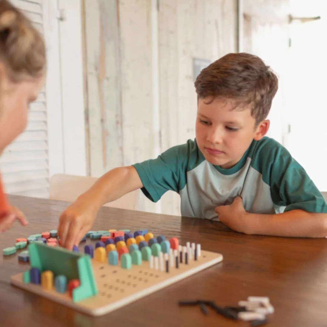 Детска логическа игра за разбиване на кодове дървена пастел 7+