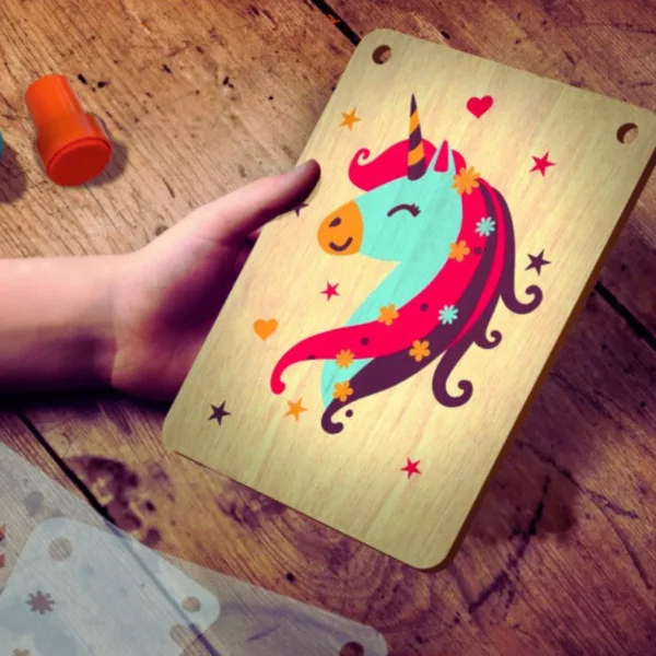 Дървена картина еднорог от творчески комплект за рисуване върху дърво CreaLign 5+