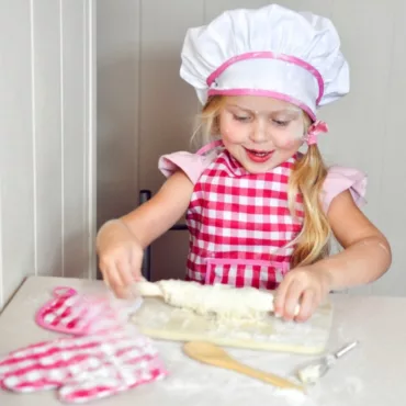 Детски готварски комплект Jolly Toy - образователна играчка за малки готвачи, която развива креативността