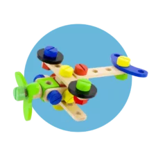 Коснтруктори и творчески комплекти