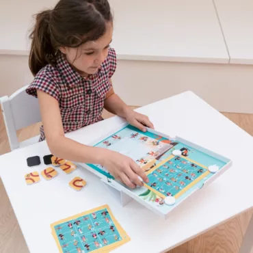 Детска мемори игра с дървени жетони и илюстрации, развитие на логика и наблюдателност