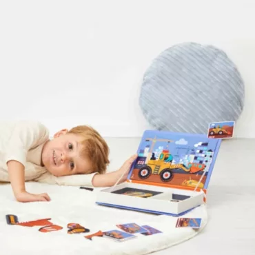 Магнитна книга със строителни машини, образователни магнитни елементи, за деца 3+ години