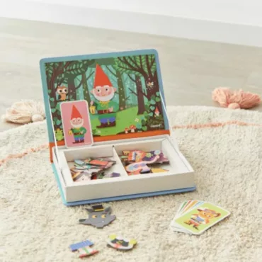 Магнитна книга с горски приятели, образователни магнитни елементи и карти за деца 3+ години