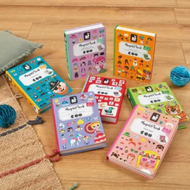 Комплект от цветни магнитни книги с образователни игри за деца над 3 години