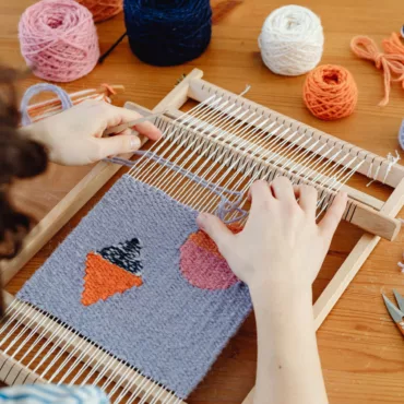 Тъкачен стан за момичета, плетене с прежда и дърво, творческа играчка за развитие на умения