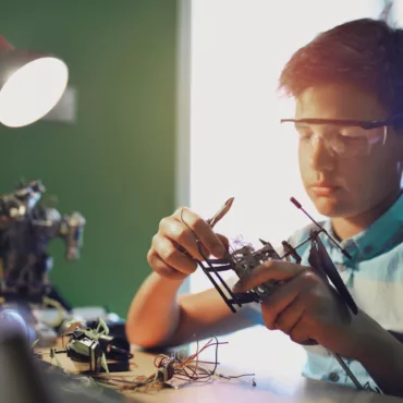 STEM комплект за деца, сглобяване на дрон или робот, инструменти и електроника, занимателна научна играчка