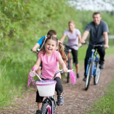 Детски велосипед с педали и кошница, подходящ за момичета, цветна рамка, за каране в парка, за 4+ години