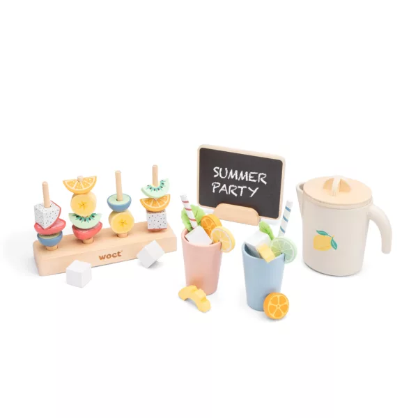 Дървен комплект за игра – Лимонада с каничка, плодчета и чаши за ролеви игри