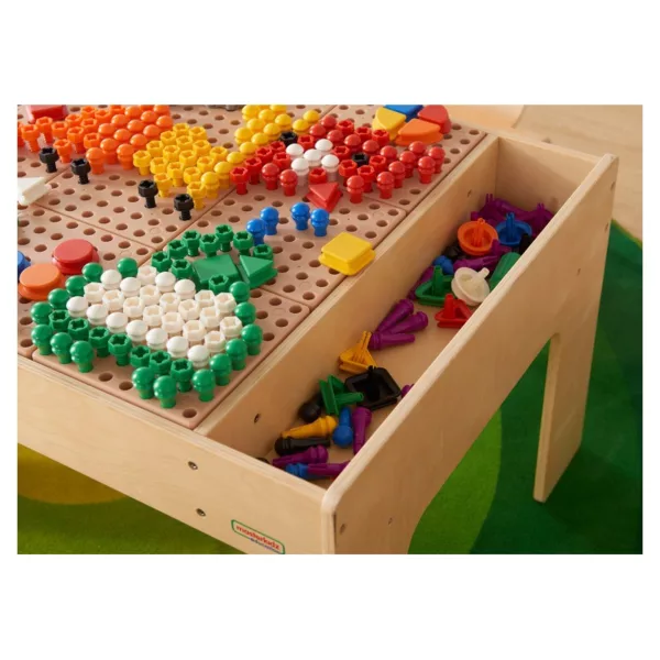 STEM комплект аксесоари Masterkidz 352 части използвани върху маса