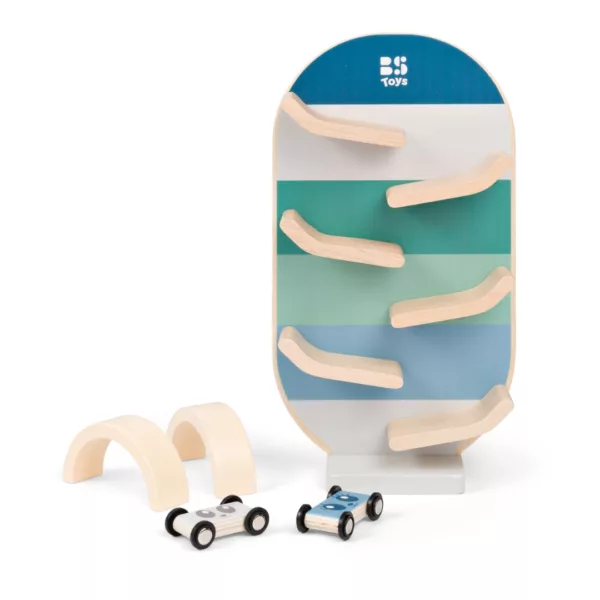 Дървена писта за колички BS Toys с две коли и рампи