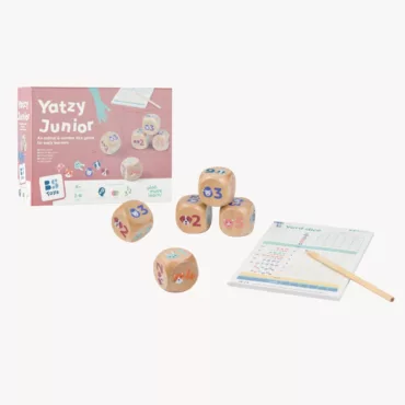 Комплект дървени зарове Yatzy Junior с тефтер и молив – BS Toys