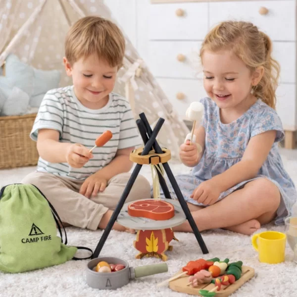 Комплект за игра къмпинг за малки приключенци Tooky Toy деца играят с дървени аксесоари