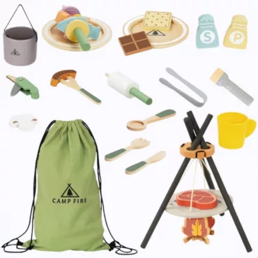 Комплект за игра къмпинг за малки приключенци Tooky Toy дървени аксесоари храна и огнище