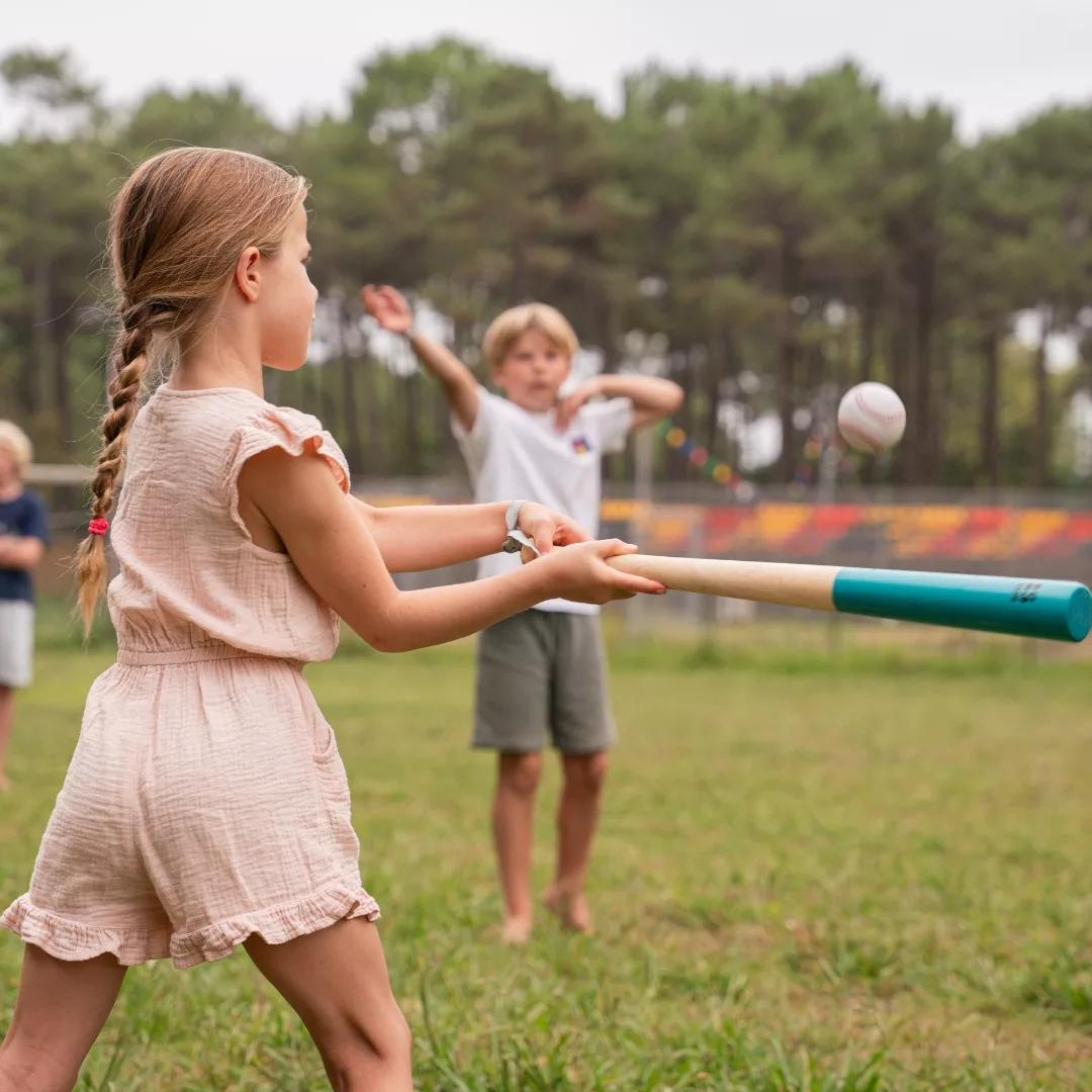 Дървен бейзболен комплект за начинаещи BS Toys игра на открито за деца